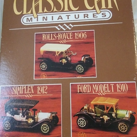 Collectible minature car set 6 models - Picture 2 of 4